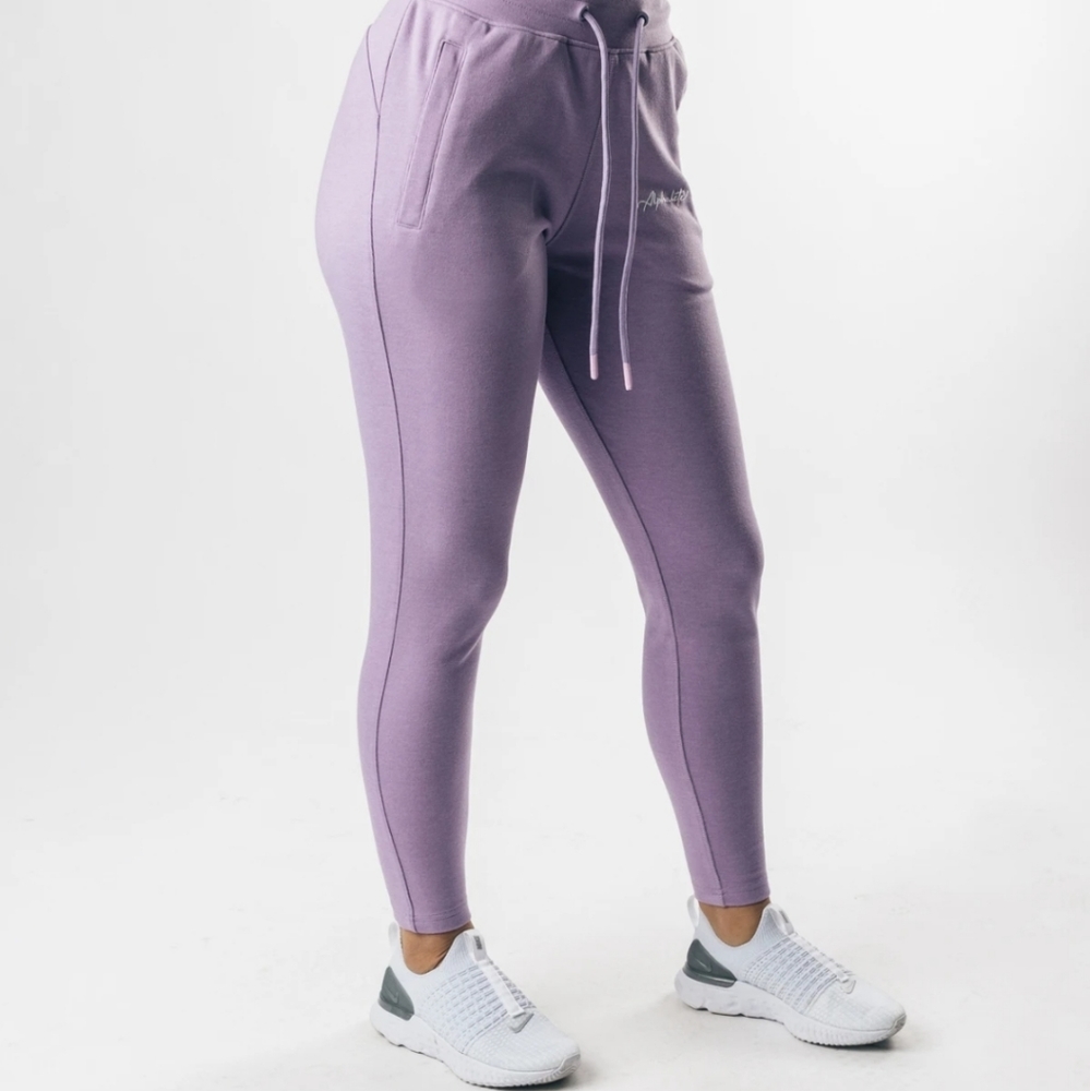 Alphalete essential joggers